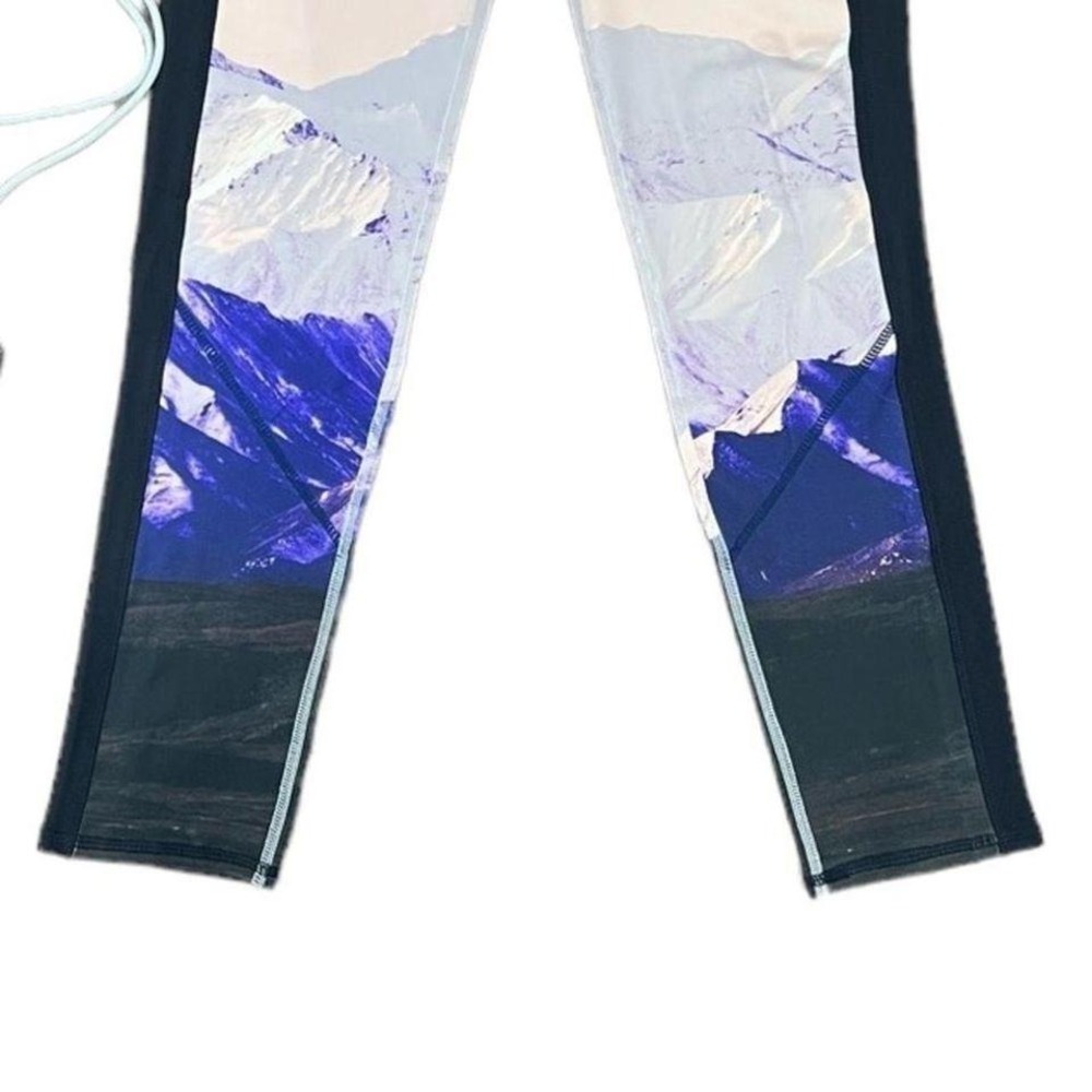 Threads 4 thought blue /‎ tri color leggings size M - Picture 4 of 5